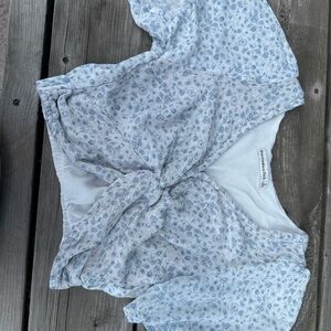 Abercrombie & Fitch Blue Floral Print Crop Top
